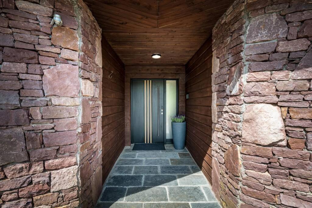 Heather Lodge With Sea And Mountain Views リーノーン エクステリア 写真